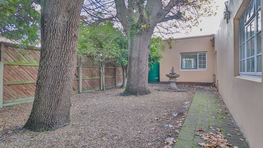 3 Bedroom Property for Sale in Pinelands Western Cape